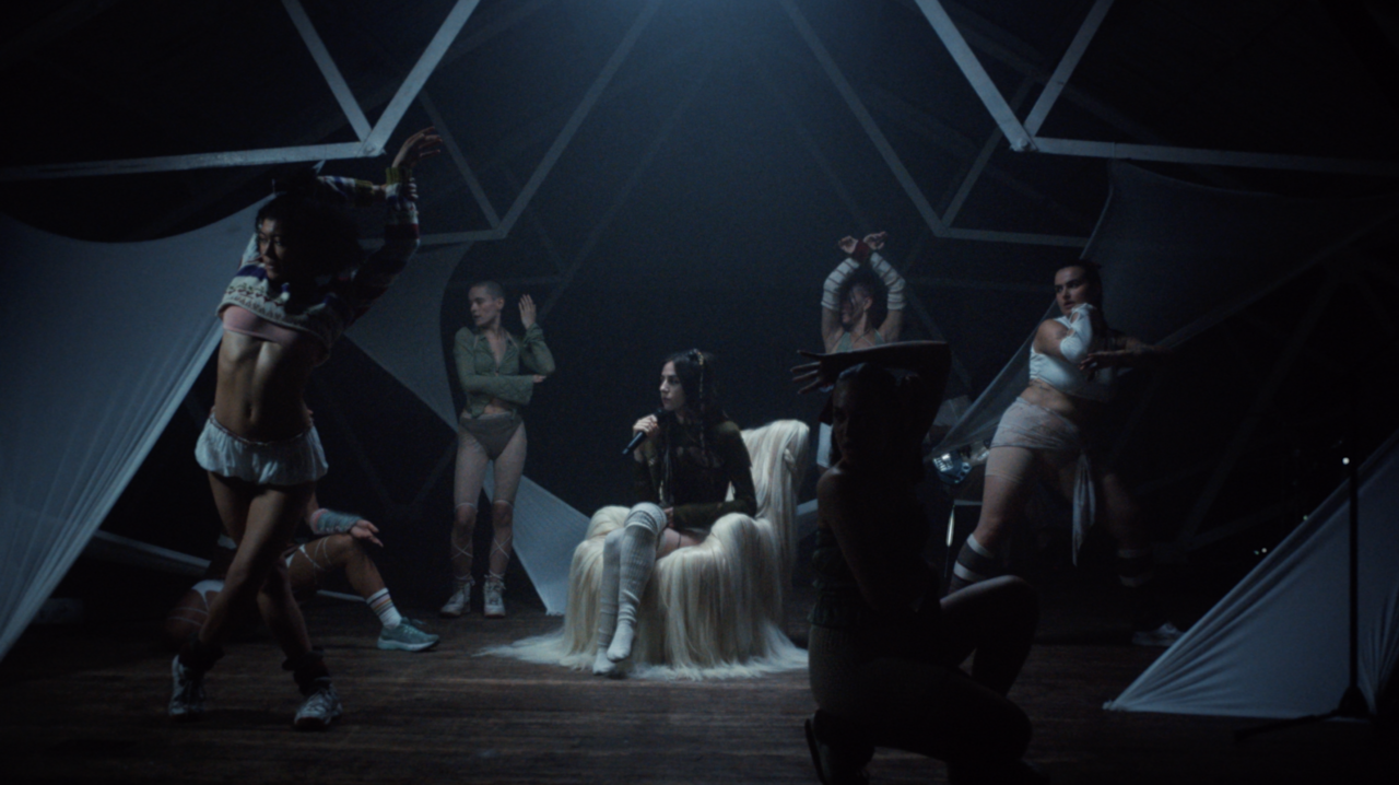 Watch Dodie | 